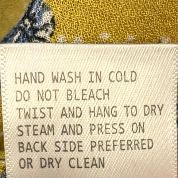 Jones of New York yellow, mustard and blue and white floral blouse! - Picture 9 of 13